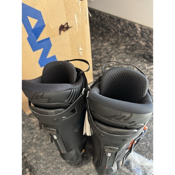Lange Shadow 110 MV GW Ski Boots Black Orange Mens Size 28.5 men 10.5 LBM2080